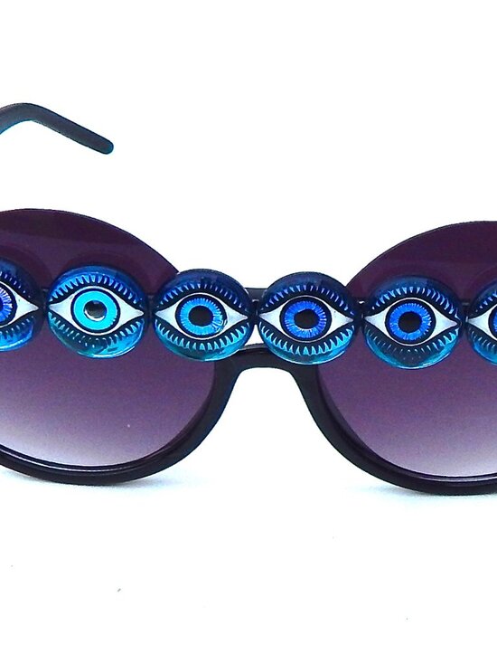 GASOLINE GLAMOUR EYE SPY GREEN EYE PEEKABOO SUNGLASSES ?️ ?️‍♀️ ? main image 4
